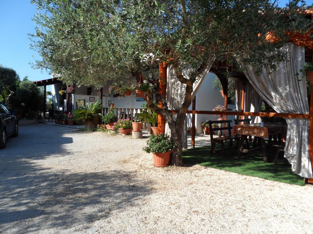 B&B Il Palombaro Uggiano La Chiesa Esterno foto